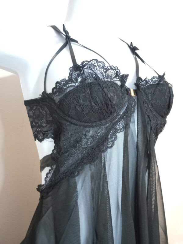 Babydoll lencería negra con encaje y less incluido – T. M/XL - Imagen 3