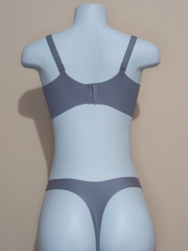 Conjunto lencería sin costura con tiras bordadas push up – T. 38/85 (C) + M/L - Imagen 5